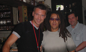 Klaus & Noel McCalla - Manfred Mann's Earth Band